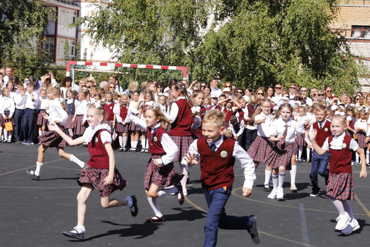    Для подготовки к школе предлагается выплачивать на каждого ребёнка сумму в размере прожиточного минимума