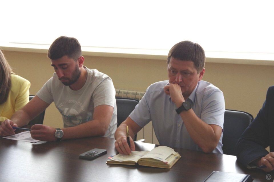    Обсуждение благоустройства дворов в Барнауле. Источник: barnaul.org