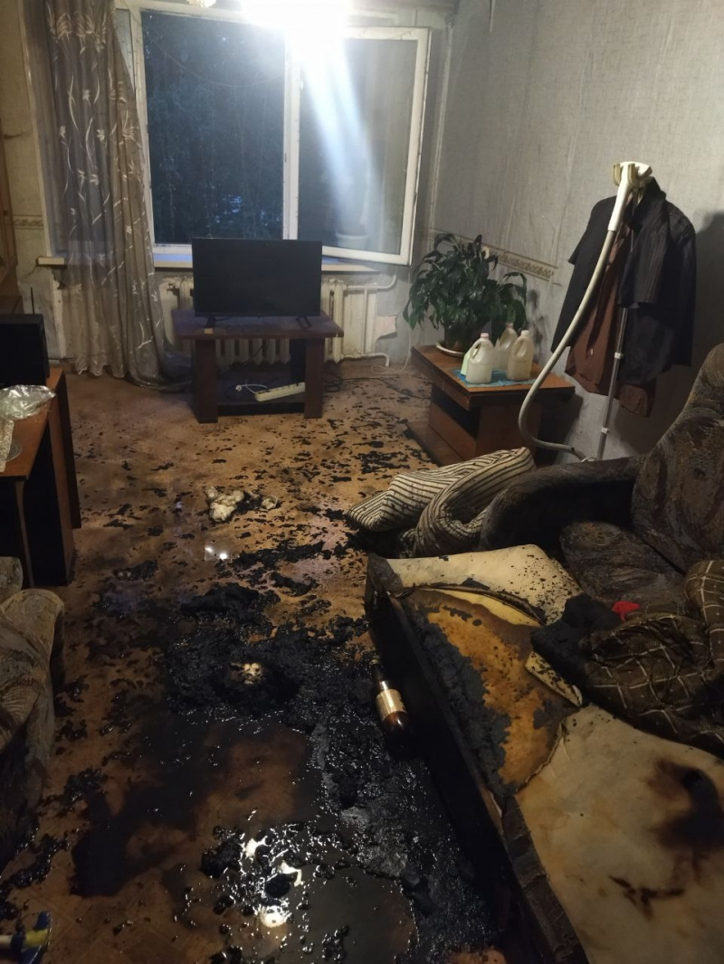    Мужчину госпитализировали с загоревшегося дивана в БеломорскеГосударственный комитет Карелии по ОЖ и БН