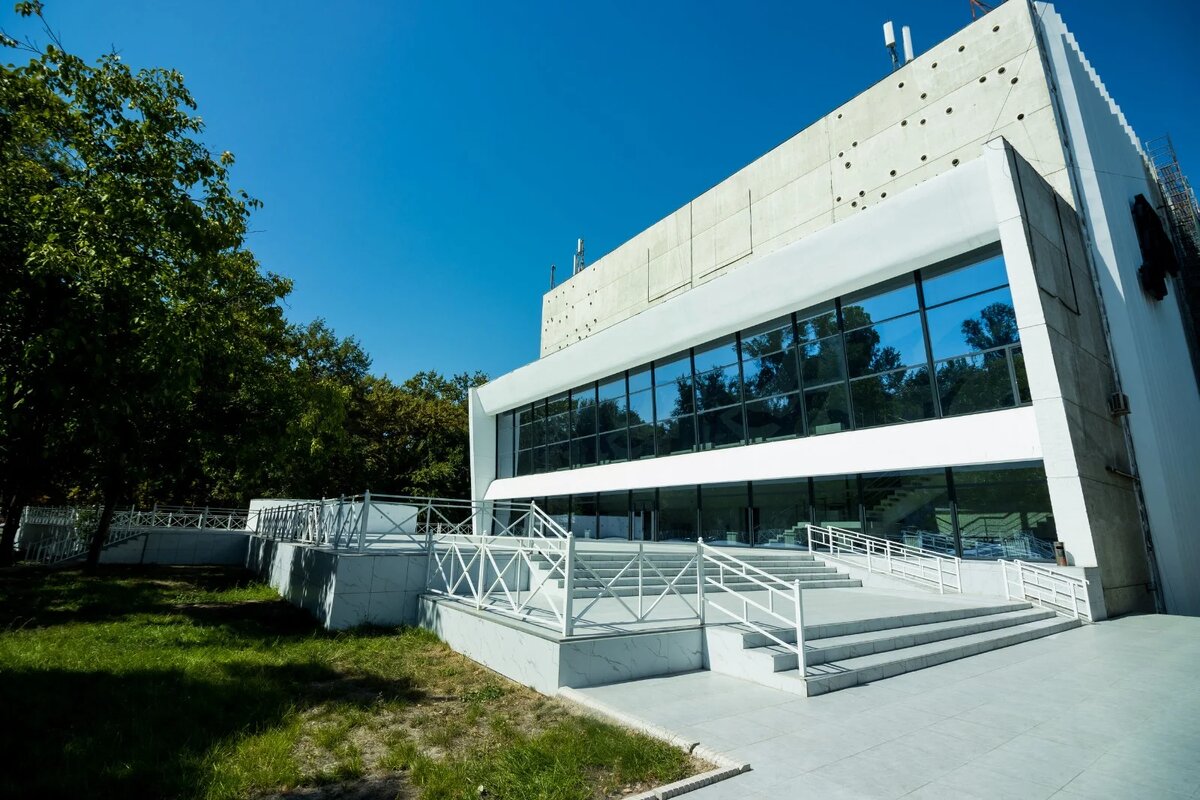 Листайте вправо, чтобы увидеть больше изображений