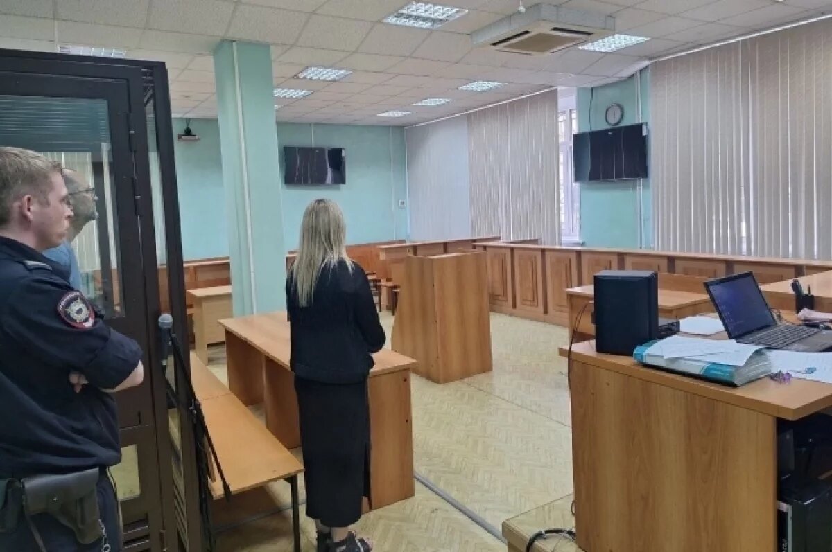    Получившему взятку экс-главврачу онкодиспансера Удмуртии продлили арест