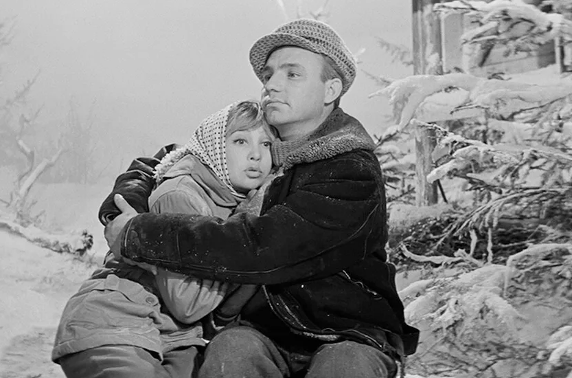 Кадр из фильма "Девчата". Яндекс картинки.