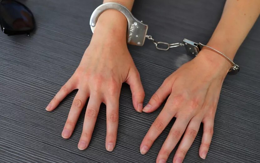    Директора техникума задержали в Удмуртии за выплату необоснованных премий