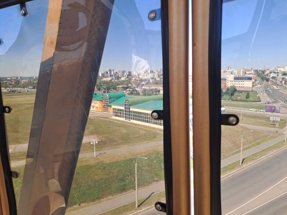    Колесо обозрения в Барнауле, июль 2025. Источник: "Толк"