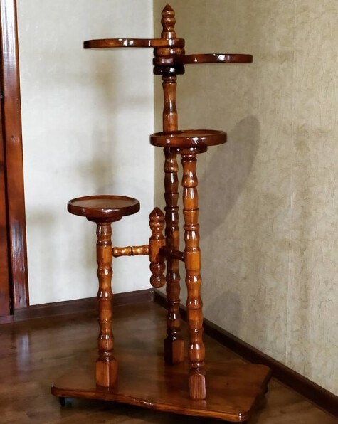 Подставка для цветов 