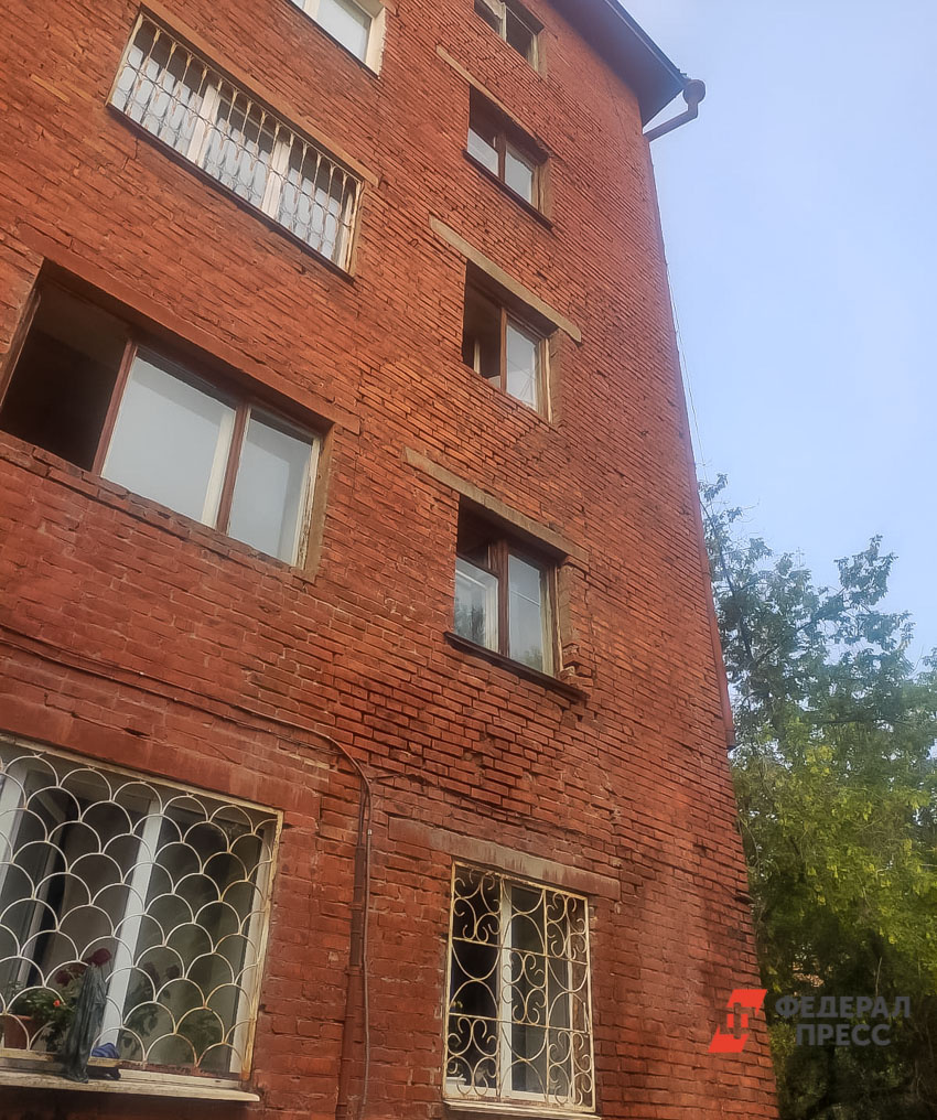 Дом признали аварийным два года назад.  Фото: ФедералПресс / Екатерина Сумина