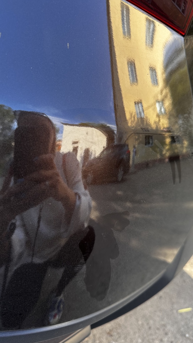 Попробуй найти потертось, за которую хотели взять 15 000