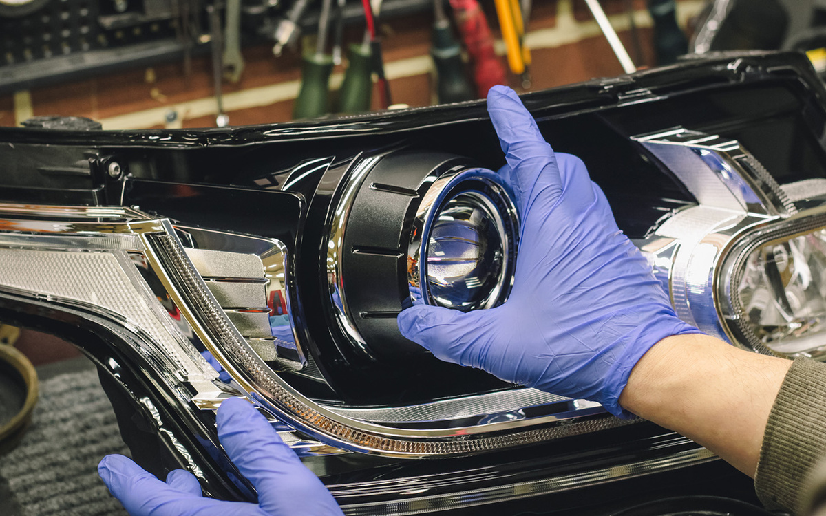 DiPres / Shutterstock / FOTODOM📷Штатный ксенон, установленный на заводе, — единственный легальный вариант использования такого типа освещения