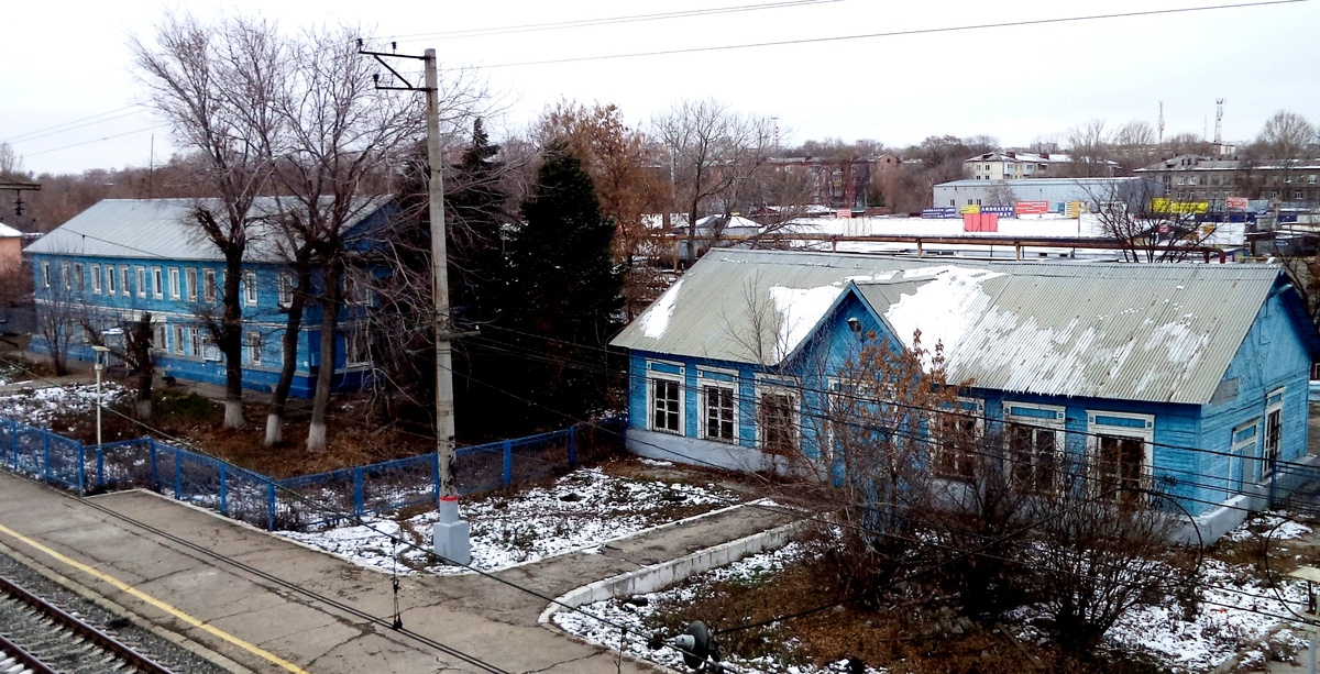 Деревянное здание станционного вокзала на Безымянке - 1900-го года постройки.