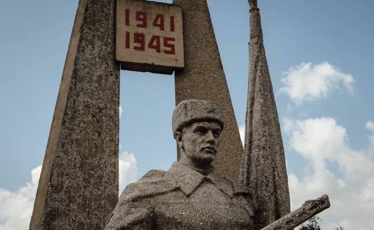    тг А. Хинштейн