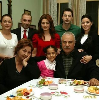 Фото из интернета. Турецкая семья.