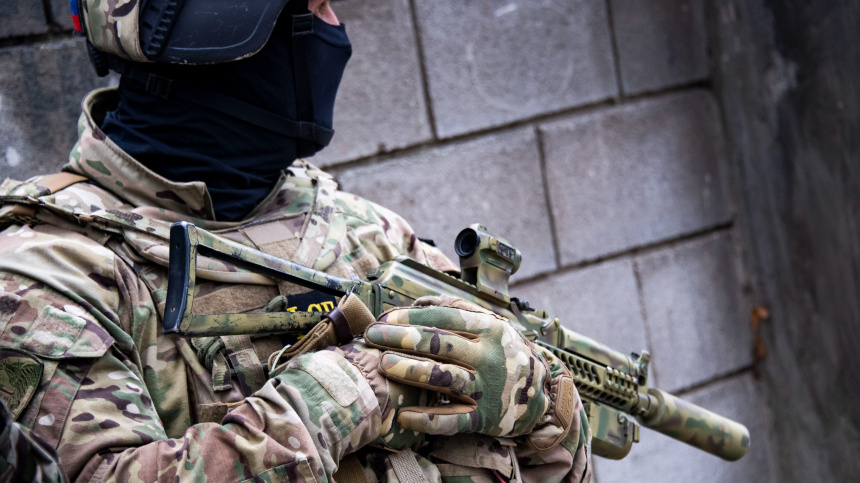    Фото: © РИА Новости/Дмитрий Макеев; ЦОС ФСБ России; 5-tv.ru