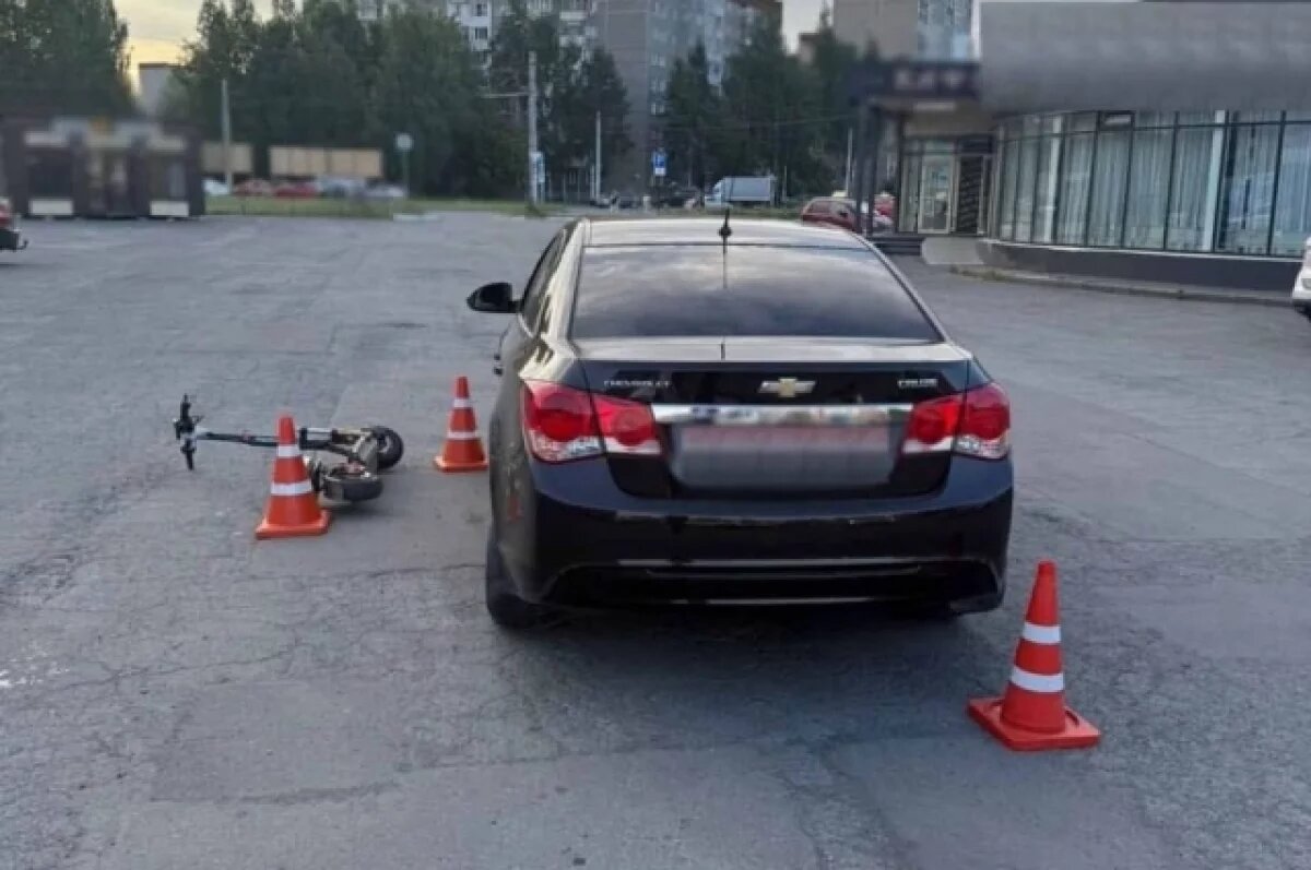    11-летнюю девочку на самокате сбил водитель иномарки в Ижевске