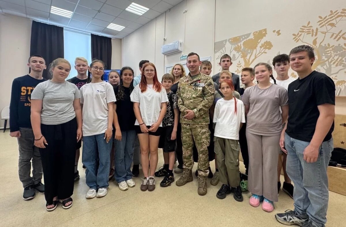    Смоляне принимают участие в акции «Служу Отечеству»