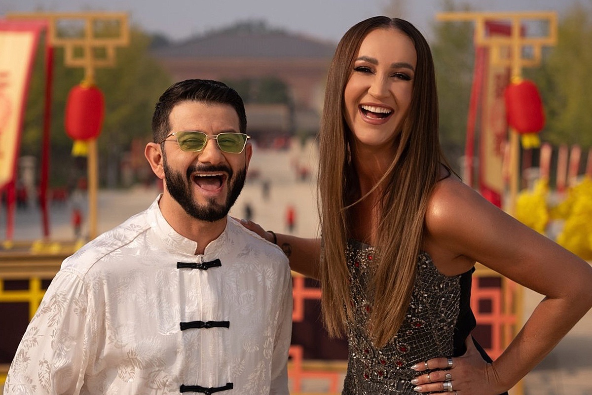 ТНТ / RuTube📷Ведущие шоу «Сокровища императора» Ольга Бузова и Михаил Галустян