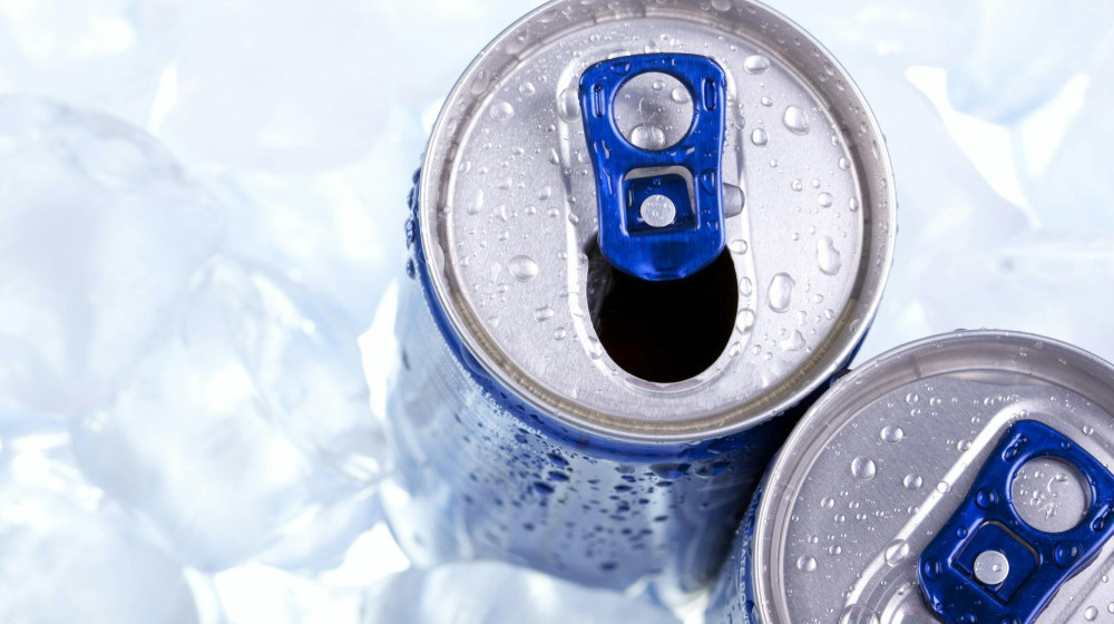    Почему подростки пьют энергетики и как снизить вред