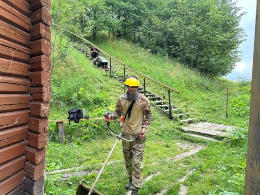 Листайте вправо, чтобы увидеть больше изображений