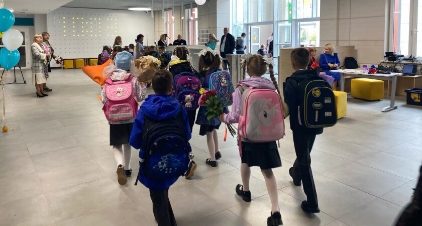    В России хотят ввести ежегодную денежную выплату семьям школьников к 1 сентября