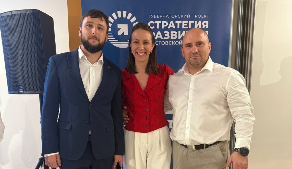    CREATOR: gd-jpeg v1.0 (using IJG JPEG v62), quality = 90 redaktor