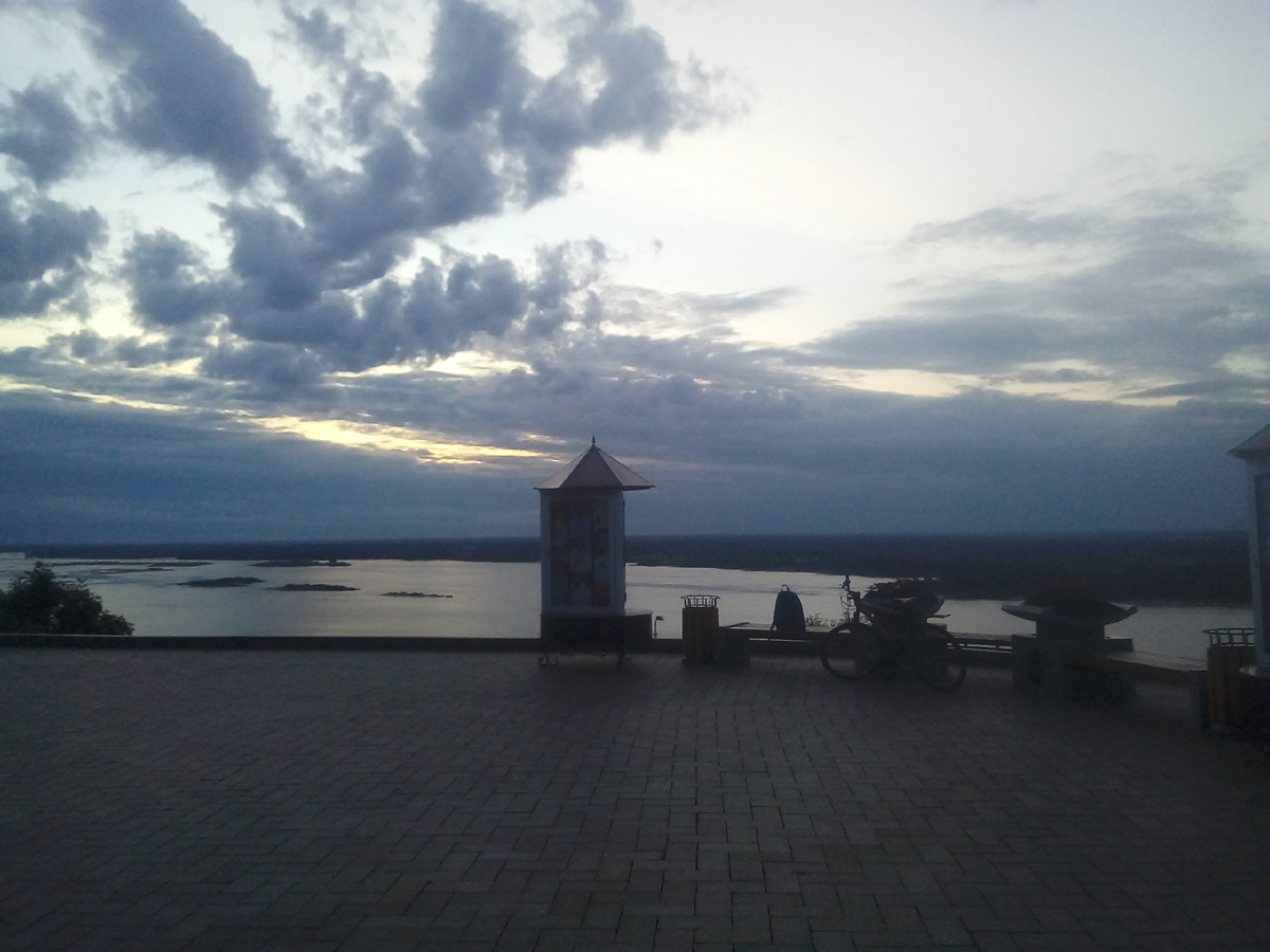 смотровые площадки только опустели все уже разошлись по домам