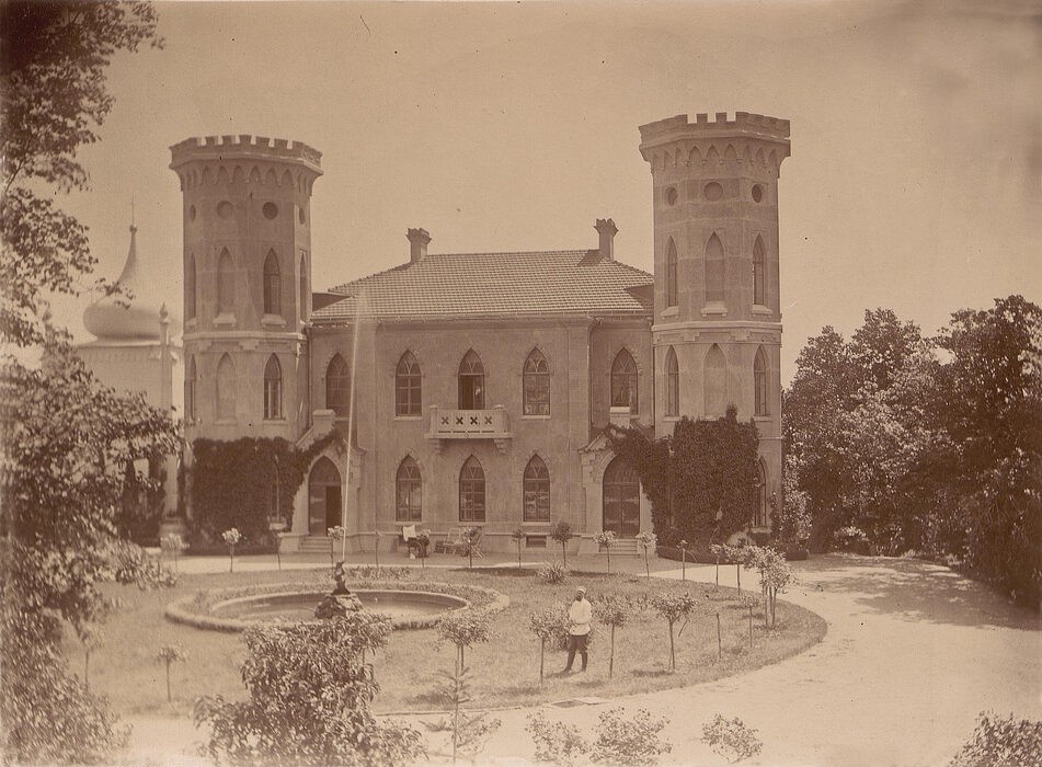 Дворец князя Александра Николаевича Голицына в Гаспре. 1901. С сайта pastvu.com