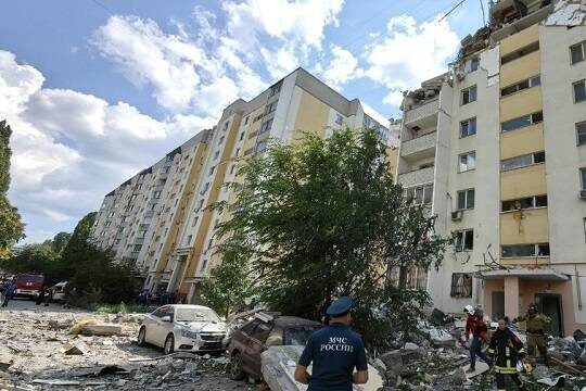    В саратовской многоэтажке после взрыва газа обрушился целый подъезд