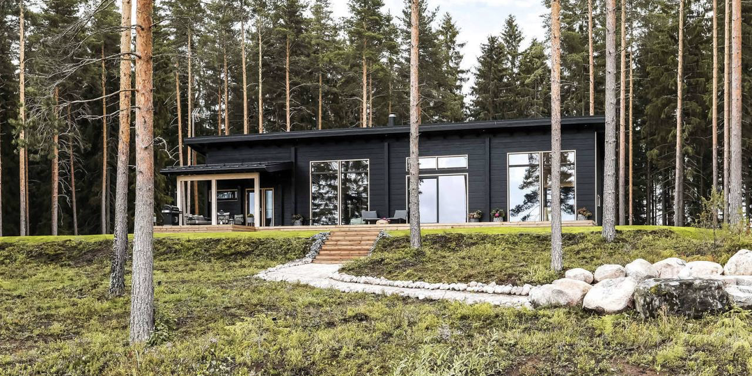 Какой дом можно купить за 100 миллионов: Москва vs Дубай