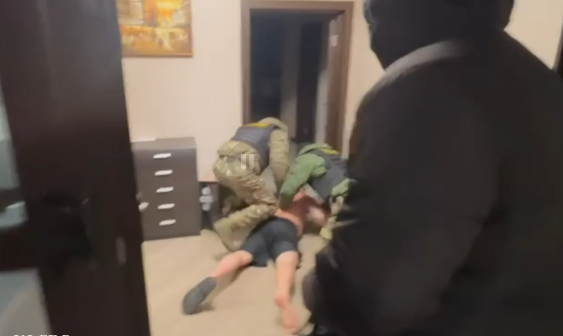    В одном из заведений Оренбурга было установлено 7 шпионских устройств. Виновного задержала ФСБ