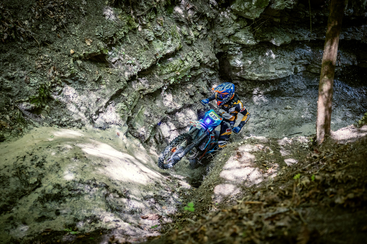 Дмитрий Кожин на GR 300 2T (2024 г) на 100% Эндуро в Геленджике 2025 г.