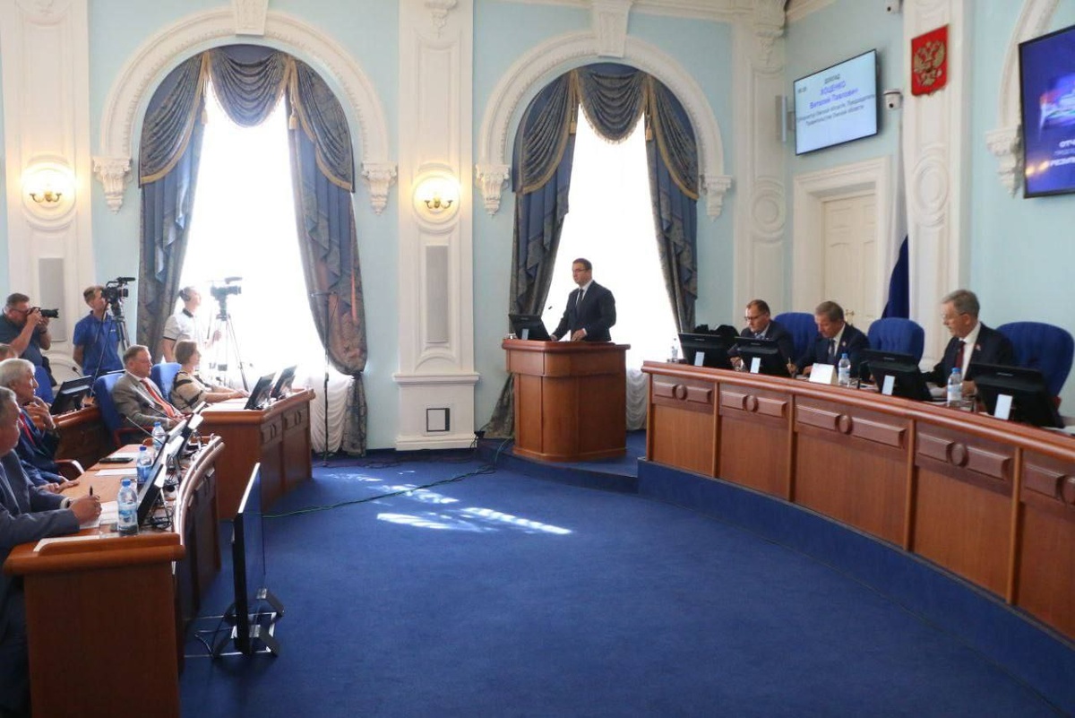 По словам губернатора, Омская область демонстрирует устойчивый рост и позитивную динамику в базовых отраслях.  Фото: пресс-служба губернатора и правительства Омской области / omskportal.ru