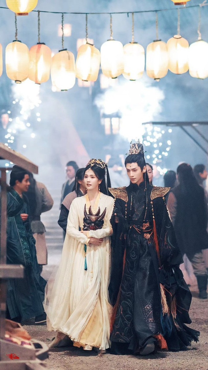 Светлый пепел луны