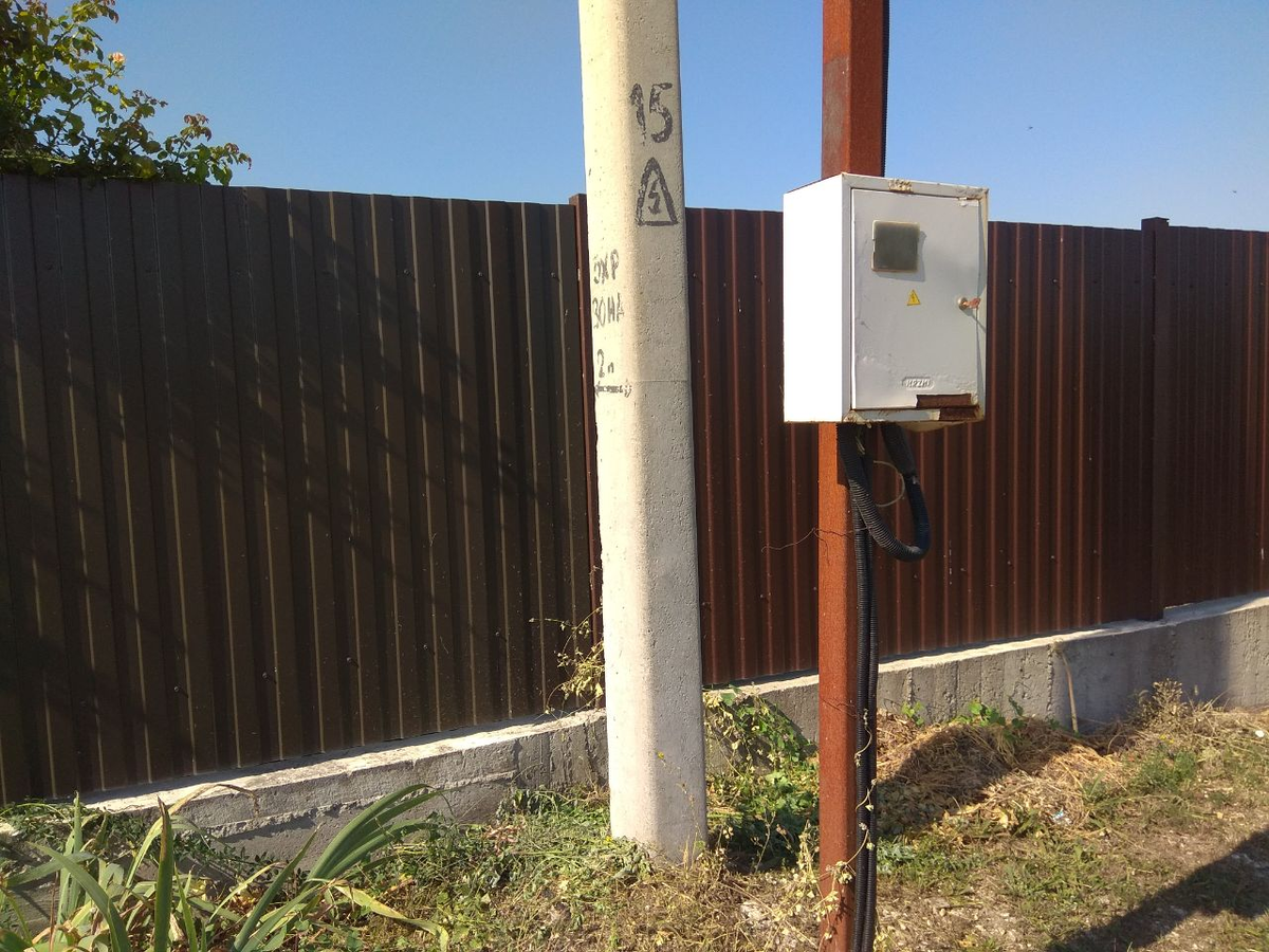 Электрощит с автоматами