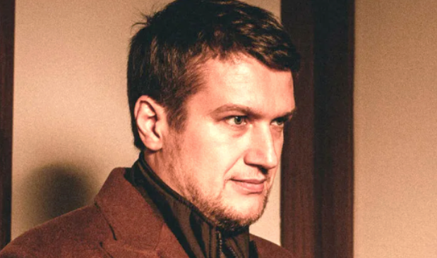 на фото Анатолий Руденко