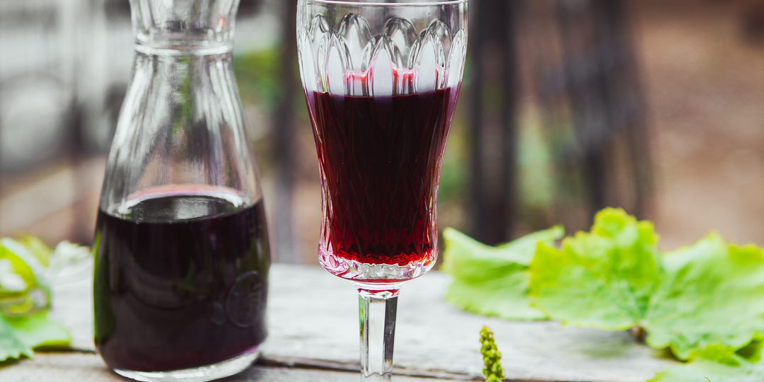 Смородиновое вино: простой секрет незабываемого вкуса!