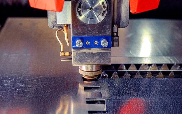 Резка оцинковки лазерным станком