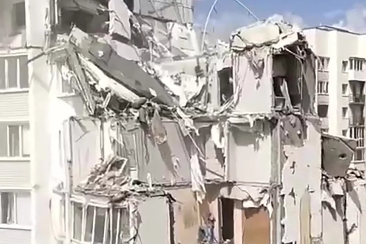    Число погибших при взрыве газа в многоэтажке в Саратове выросло до четырех