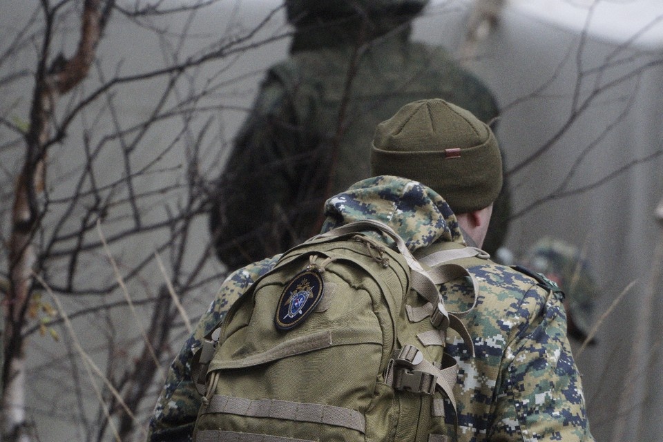    Следователи перепроверяют показания лиц, которых много лет назад подозревали в преступлениях, но в силу нехватки доказательств привлечь их тогда к уголовной ответственности не смогли. Алексей БУЛАТОВ