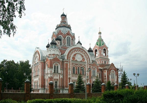    Михайло-Архангельская церковь