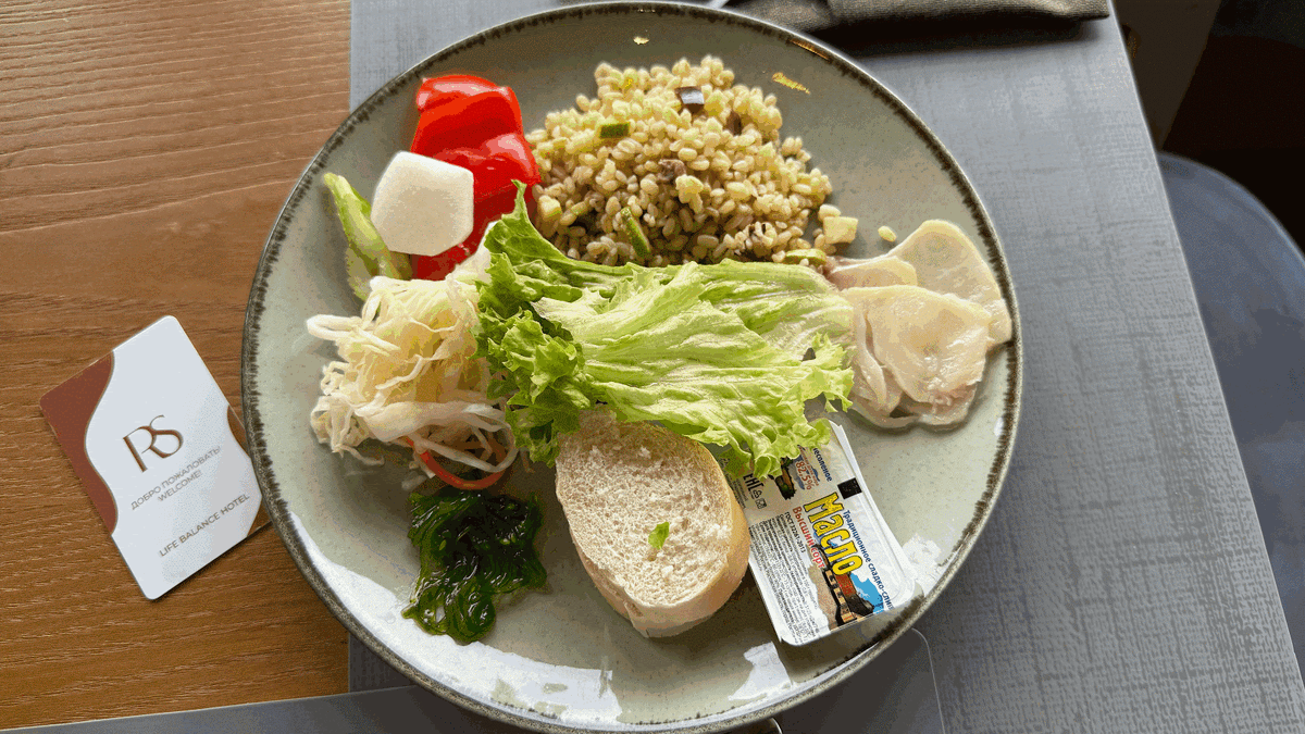 Вот один из моих завтраков (его часть)