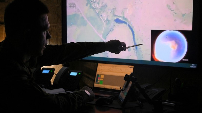     Пункт управления артиллерией РИА Новости Евгений Биятов