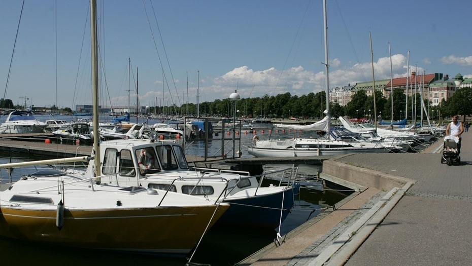    Набережная в Хельсинки, Финляндия. Автор фото: Спицын Михаил