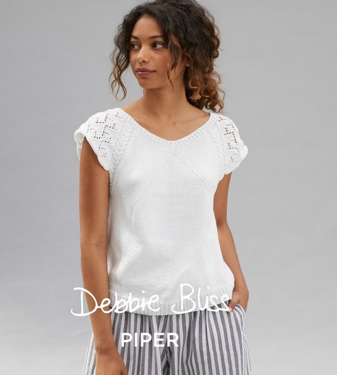 Белый топ. Фото источник: коллекция lovecrafts.