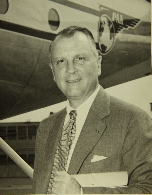 Хуан Терри Трипп (27 июня 1899, Си Брайт — 3 апреля 1981, Нью-Йорк) — американский предприниматель, основоположник американской коммерческой авиации, основатель Pan American World Airways, одной из знаковых авиакомпаний XX века