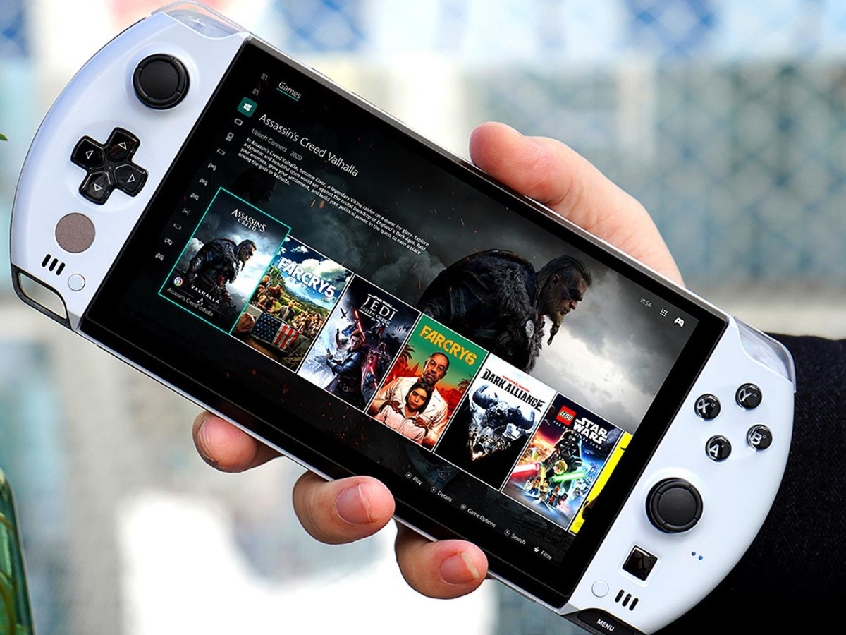    GPD показала портативную приставку Win 5 на AMD Ryzen AI Max+ 395