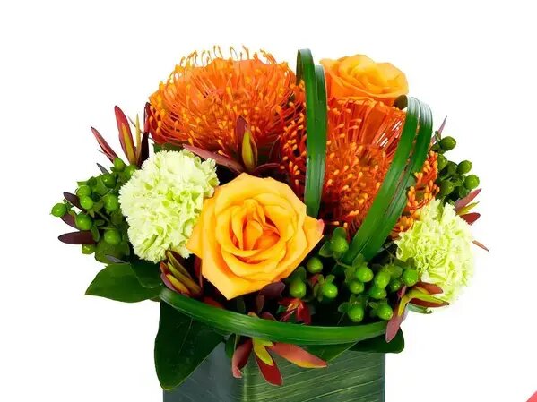   Какой дарить букет на день рождения тем, кто родился в августе Вера Курилыч