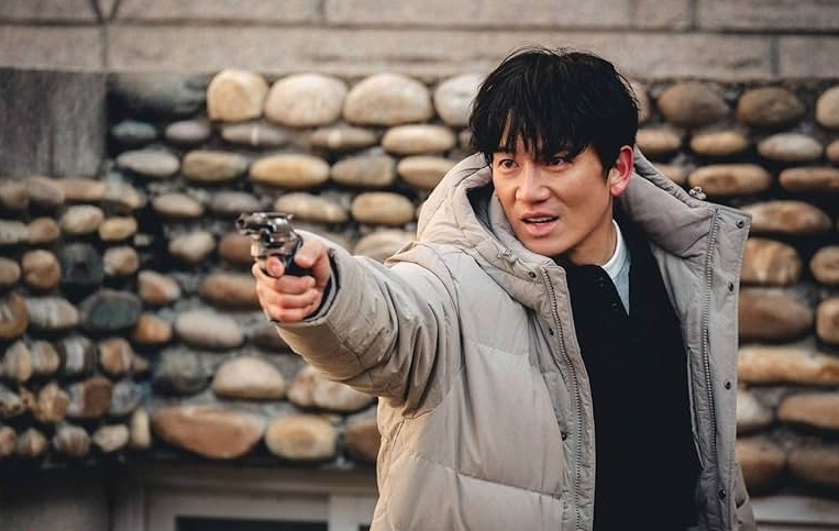 Детективный триллер «Связь» / «Keoneksyeon» 2024 года