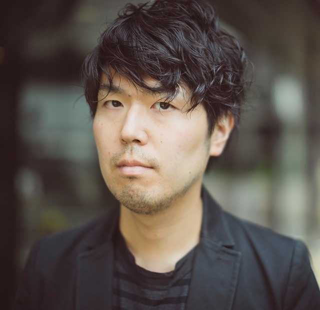 Гэнки Кавамура - успешный японский продюсер, сценарист, режиссёр и писатель. 