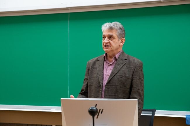 Сергей Олейник, заведующий кафедрой маркетинга и управления проектами