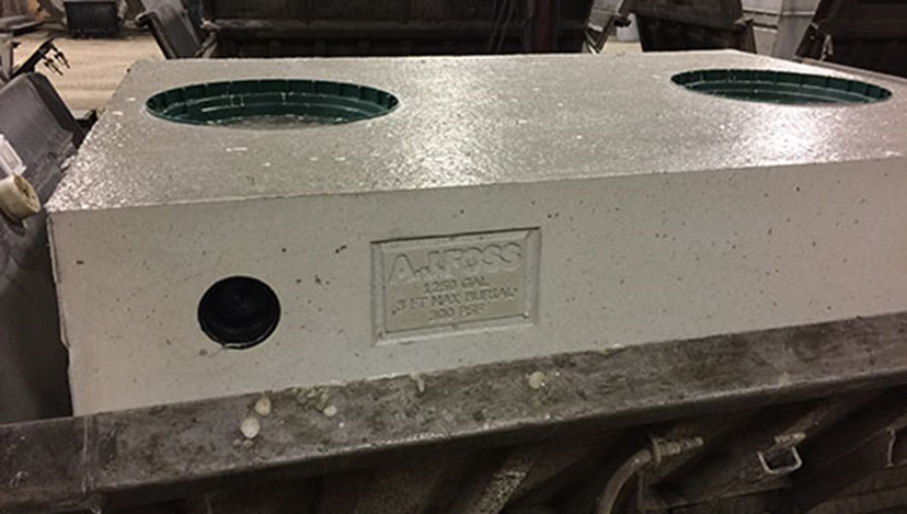 Фото 2.  Сборный железобетонный септик объёмом 1250 галлонов.  Фото с сайта подрядчика.
