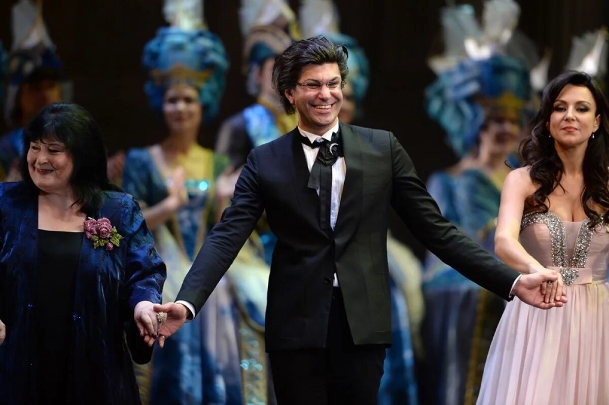    Премьер Большого театра, ректор Академии Русского балета Николай Цискаридзе выступит в спектакле «Кабала святош».